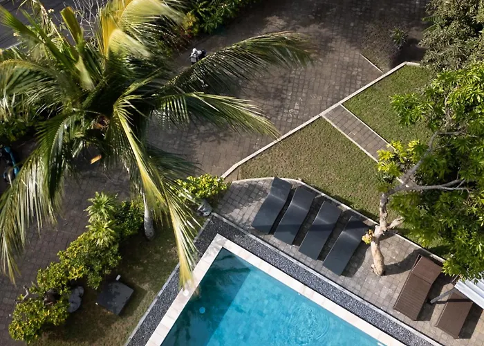 Hotel Sentana *